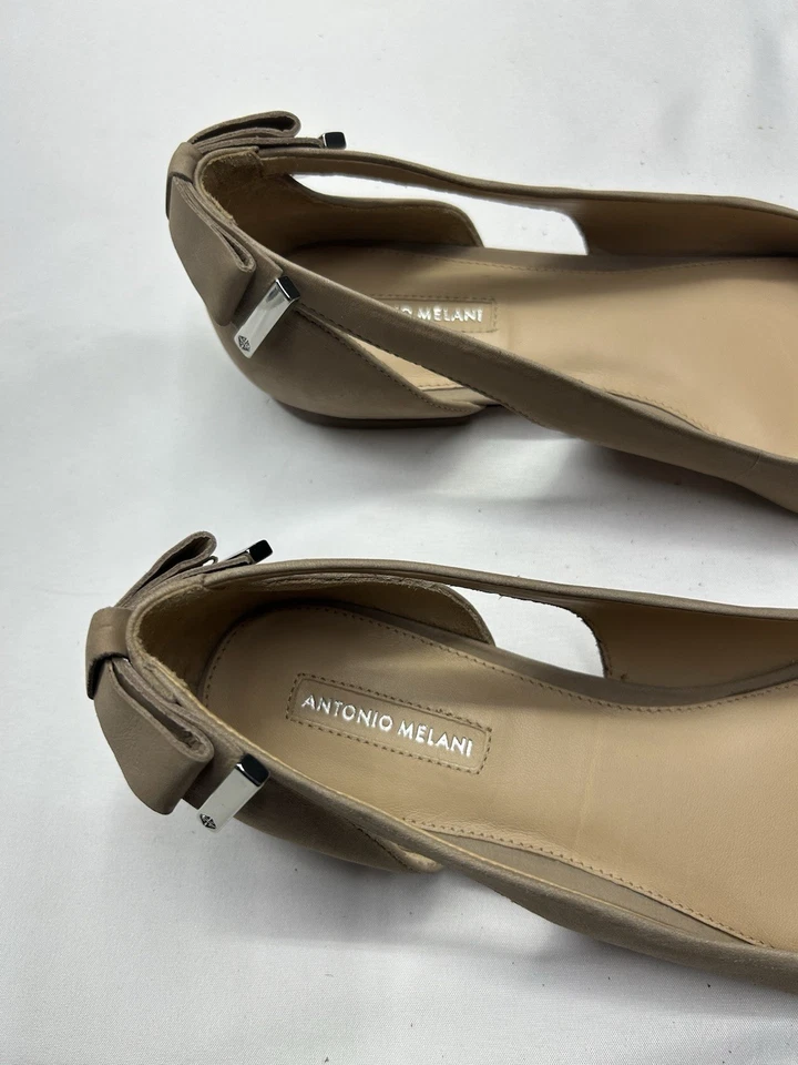 Sapato social feminino Antonio Melani 10M couro sueco bege slip on - Imagem 3 de 4