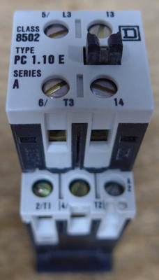 Square D PC 1.01 E Leistungsschütz 220V-50Hz AC-3; 2,2kW Class 8502 + 1S/NO