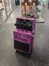 Boss BF-3 Flanger Effektpedal für Gitarre/Ba...