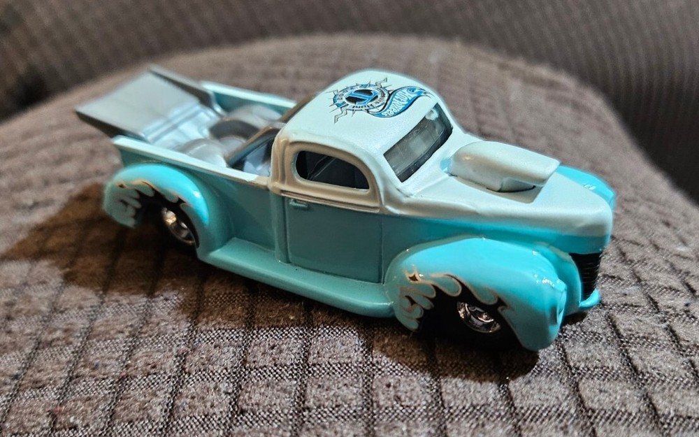 1997 '40 FORD PICKUP TRUCK 1:64  COLLECTIBLE  TEAL DIECAST MODEL CAR EUC C118