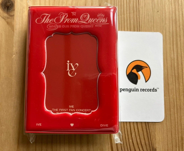 IVE - THE FIRST FAN CONCERT The Prom Queens OFFICIAL MD PHOTO CARD BINDER SEALED