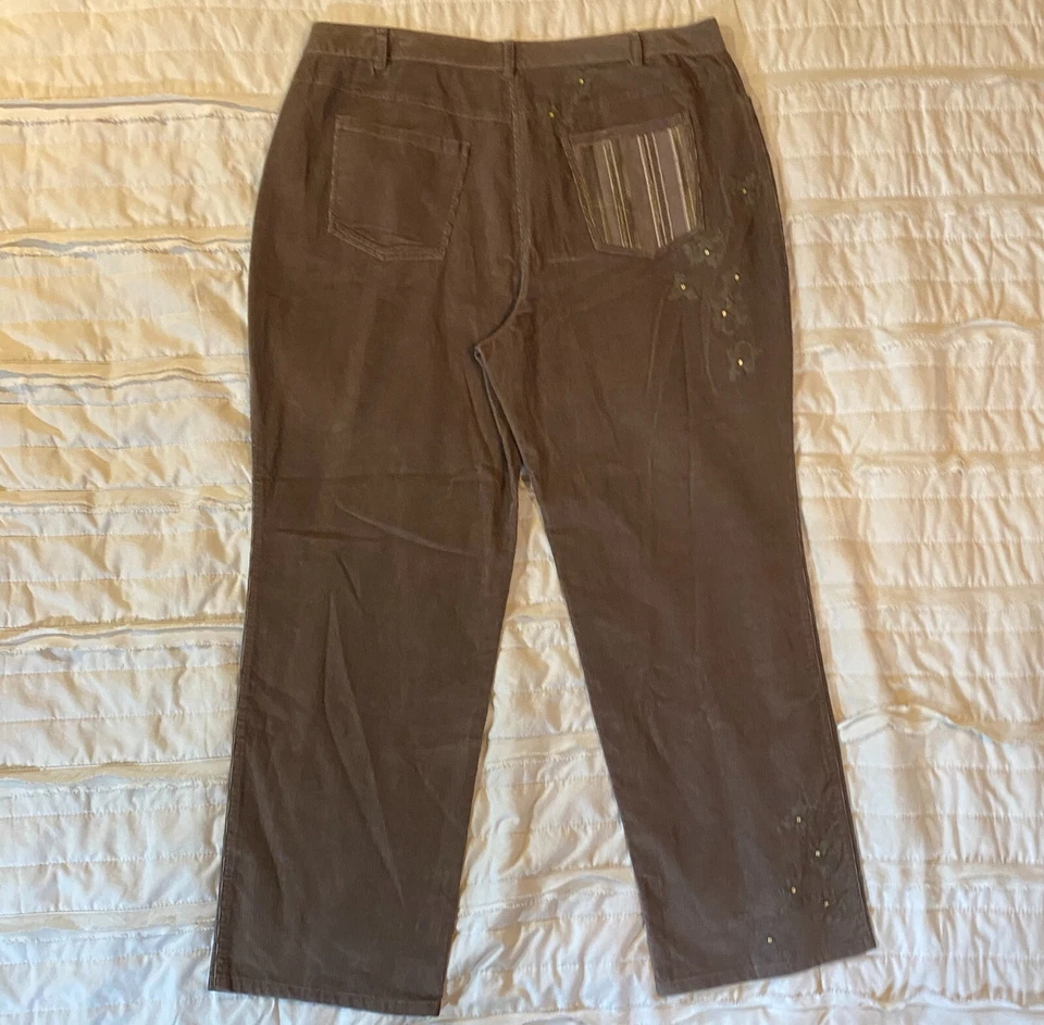 Pantalones para mujer Jill 18 marrón pana encaje flor adornado pierna recta nuevos con etiquetas Foto 3 de 4