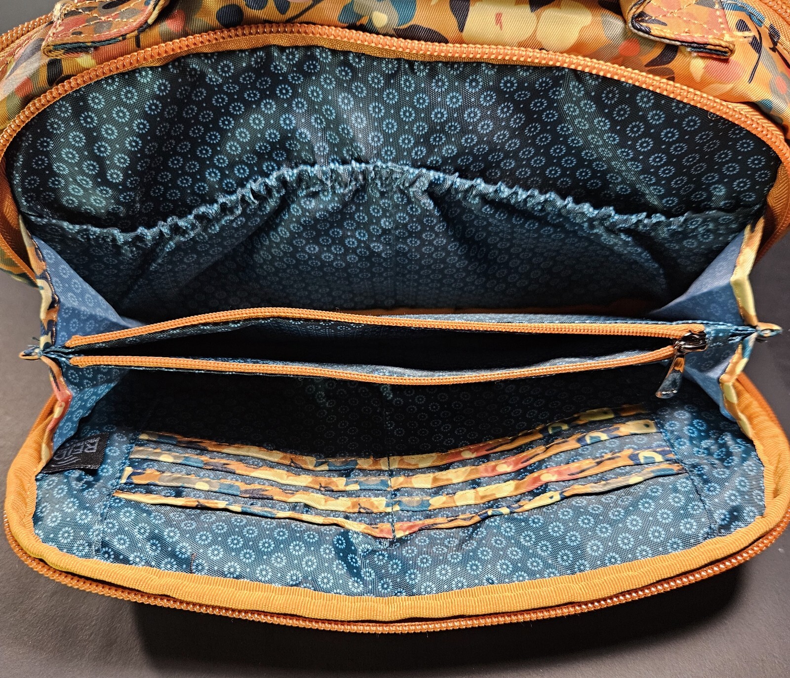 Lug SCOOP Crossbody Shoulder Bag Purse Floral Orange Nylon Lots Of Pockets RFID eBay