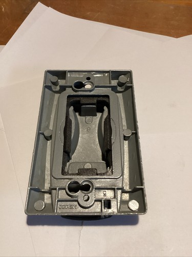 Red Dot Wet Location Outlet Cover - Picture 2 of 2