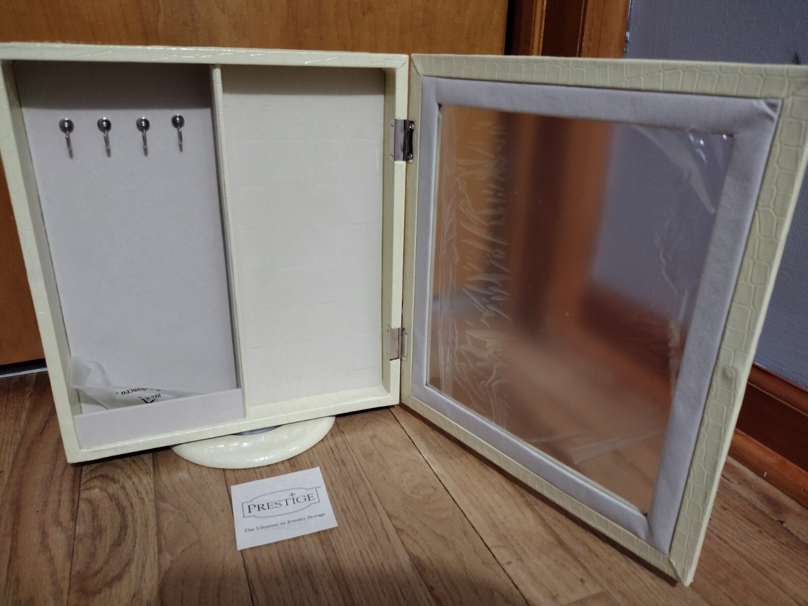 Prestige HSN Anti tarnish Jewel Guard 2 Sided rotating jewelery BOX w