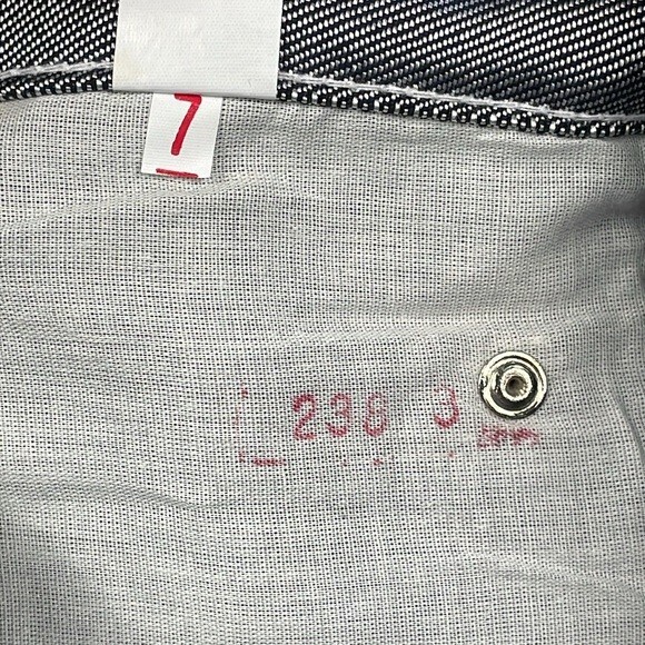 Foto 14 di 16