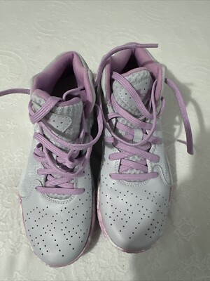 women's under armor basketball shoes