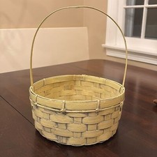 Primitive Yellow Basket Easter Spring