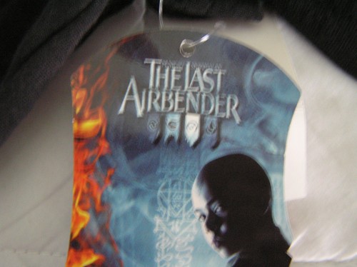 HALLOWEEN GLOW IN THE DARK LAST AIR BENDER T SIZE 8 - Picture 2 of 7