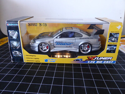 Nissan Silvia S-15 NISMO 1/24 Xtuner X tuner kentoys with light