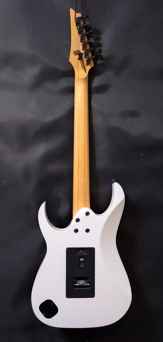 Ibanez RG2550Z-GW Galaxy White Used 2008 Rosewood Fingerboard w