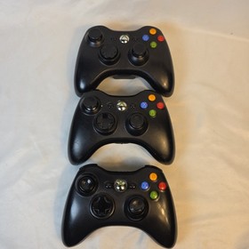 Microsoft Xbox 360 White Console Bundle  120GB HDD **Please Read**