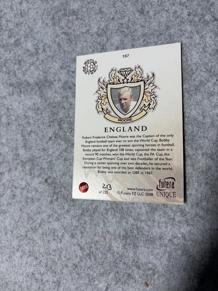 RARE 2008 FUTERA WORLD FOOTBALL - BOBBY MOORE - ENGLAND - L/E RUBY CARD /225 - Image 2 of 2