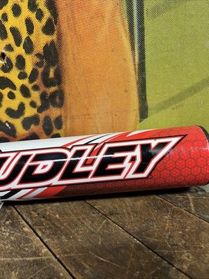 Batte De Softball Dudley Doom 1 Pièce, Rasée, Roulée Et Polymère. Cette
