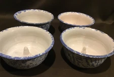 Set Of 4 Blue 5 1/8” Spongeware Bundt Baking Dishes