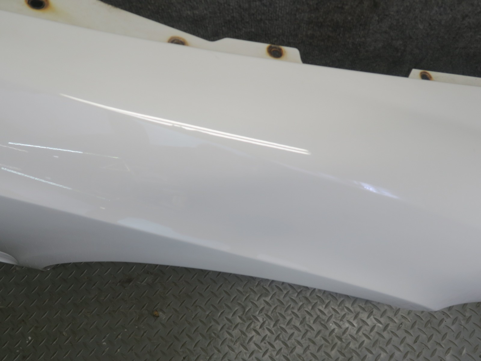 Bentley Continental GT 2003-2010 Front Right Cover panel White
