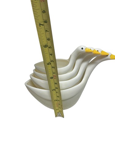 Vintage MCM Melamine Stacking Nesting Country Goose Set of 4 Measuring Cups - Picture 6 of 6