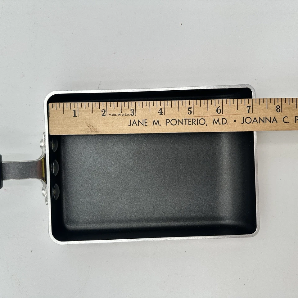 Japanese Skillet: Cooks Essential, Porcelain Enamel, Aluminum Nonstick w/Lid - Image 4 of 4