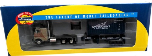 Remolque contenedor Athearn 92141 escala HO NYK Logistics 20' con tractor Freightliner | Condition: New