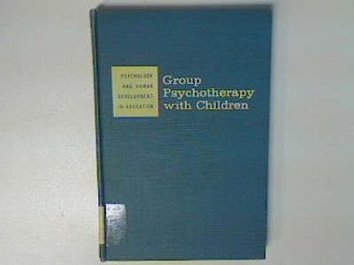 Group Psychotherapy with Children - The Theory and Practice of Play-Therapy. McG