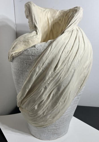 Vintage Draped Composite Large 20” Vessel Vase OOAK Sculpture White Beige 17.5lb - Picture 8 of 13