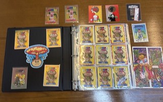 GPK GeePeeKay Lot: Full Binder Plates Relics Chase Cards! Garbage Pail Kids