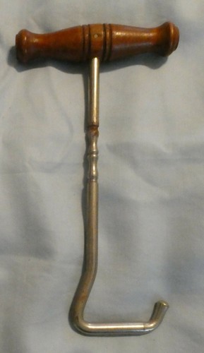 Vintage skate lace puller, tightener