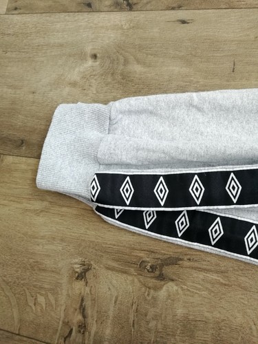 Umbro pantalone tuta grigio con logo laterale taglia XXL ragazzo XS/S adulto - Foto 6 di 9
