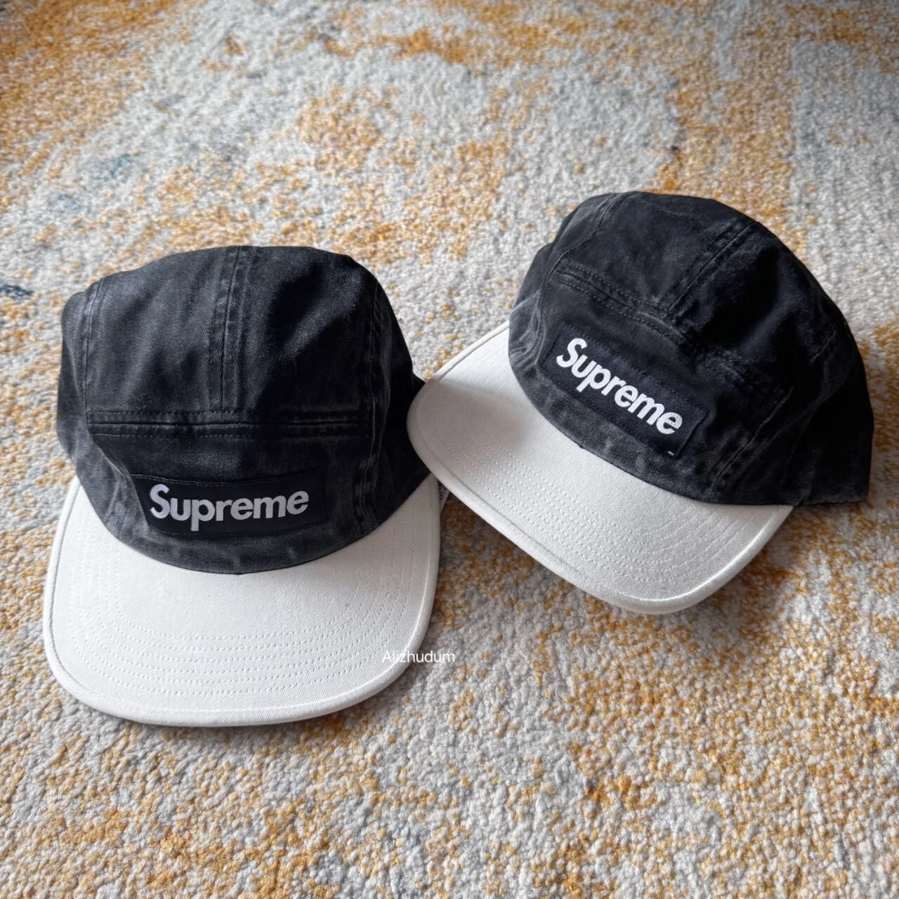 CASQUETTE DE CAMP SUPREME SS24 PIGMENT 2 TONS NOIR BLANC