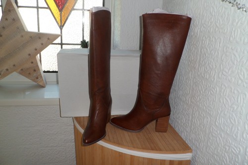 RAVEL SOFT BROWN LEATHER KNEE HIGH 