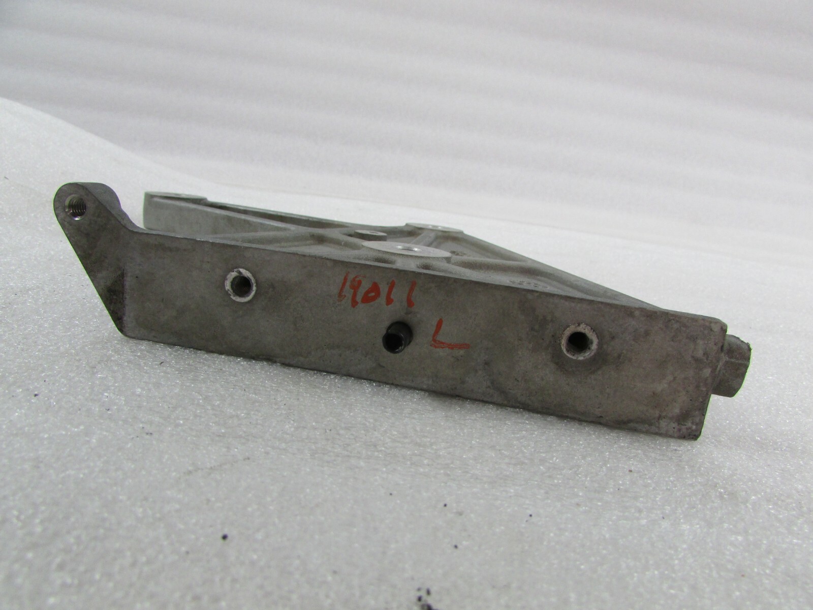 Ferrari 488, LH, Left Heat Exchanger Bracket, Used, P/N 315652