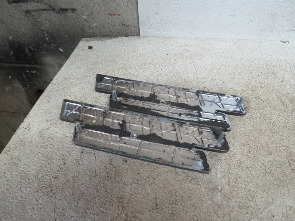 Ford Expedition 2000 Eddie Bauer guardabarros emblema conjunto Foto 3 de 3