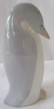 CROWNING TOUCH JAPAN PORCELAIN PENGUIN FIGURINE