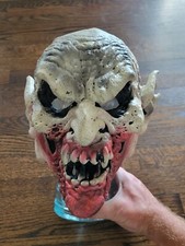 VTG Vampire Demon Monster Halloween Rubber Mask Costume 2000 Don Post Studio