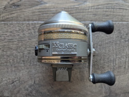 Vintage ZEBCO 33 CLASSIC FEATHER TOUCH Casting Reel Made in USA