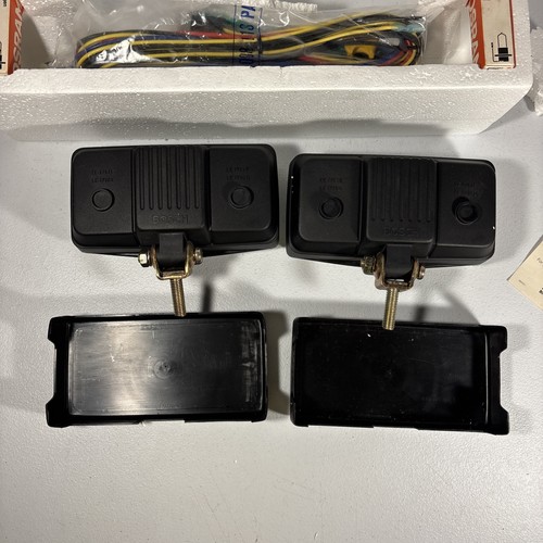 NEW OPEN BOX Vintage Bosch Touring Halogen Clear Fog Lights Covers Truck 22650 - Picture 19 of 24