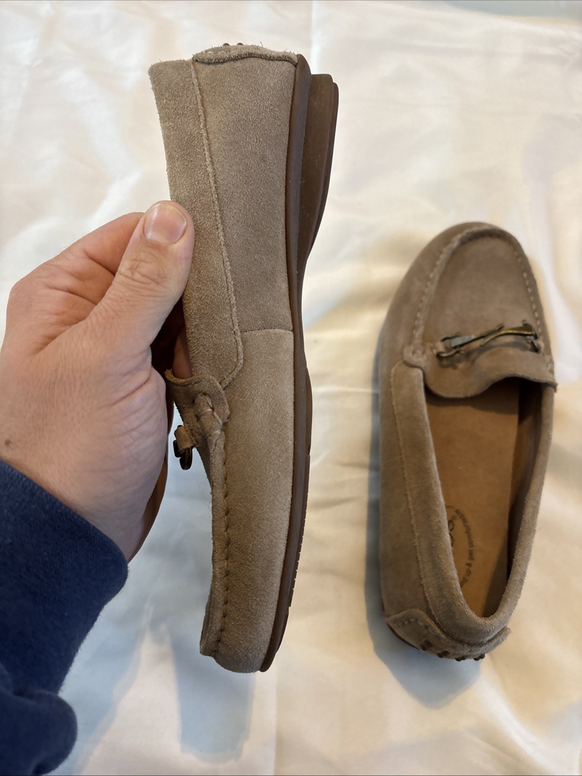 TAOS Bit Moc WOMENS 7.5 Suede Driving Moccasin Shoes Mushroom Brown