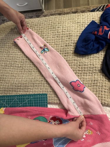 Vintage Disney Princess Cardigan - Picture 6 of 8