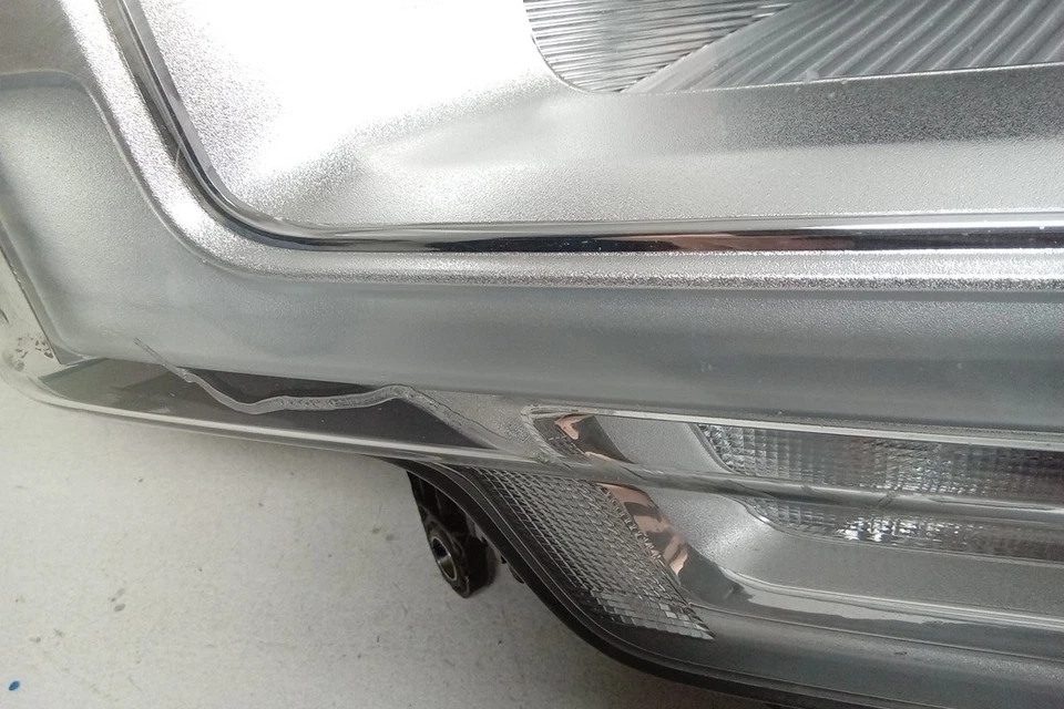 Dodge Ram 3500 2022 conductor LH LED reflector luz principal lámpara OEM Foto 2 de 4