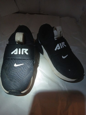 #ad Nike Air Max 270 Extreme Sneaker Shoes Youth Size 11C Black White CI1107 001 $20.00