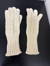white vintage knit gloves size S-M excellent warm cozy