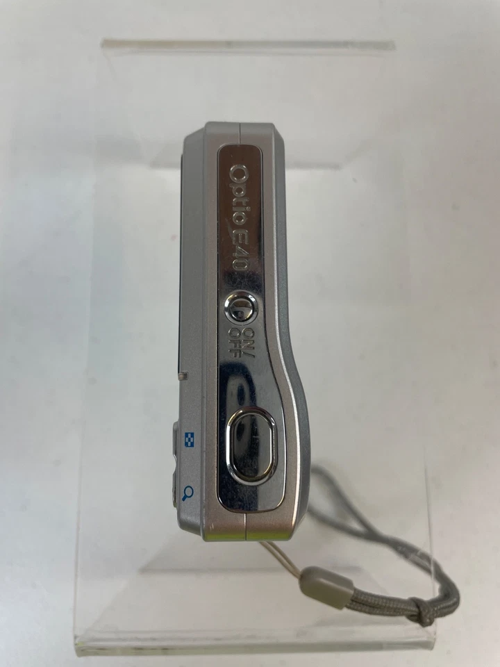 Pentax Optio E40 8.1MP Compact Digital Camera Silver Tested Working NO BATTERIES - Image 4 of 4