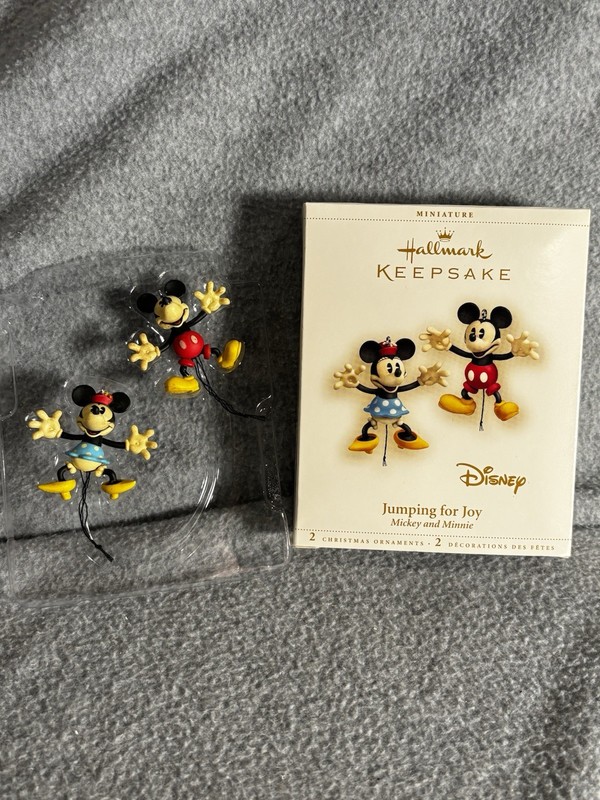 Hallmark Keepsake 2006 Miniature Ornament Mickey & Minnie Jumping for Joy Disney