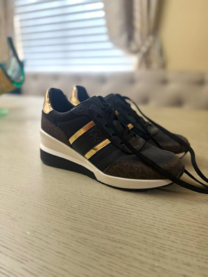 Michael Kors Women s Black/Gold/White Lace-Up Low Top Logo Sneakers Rubber