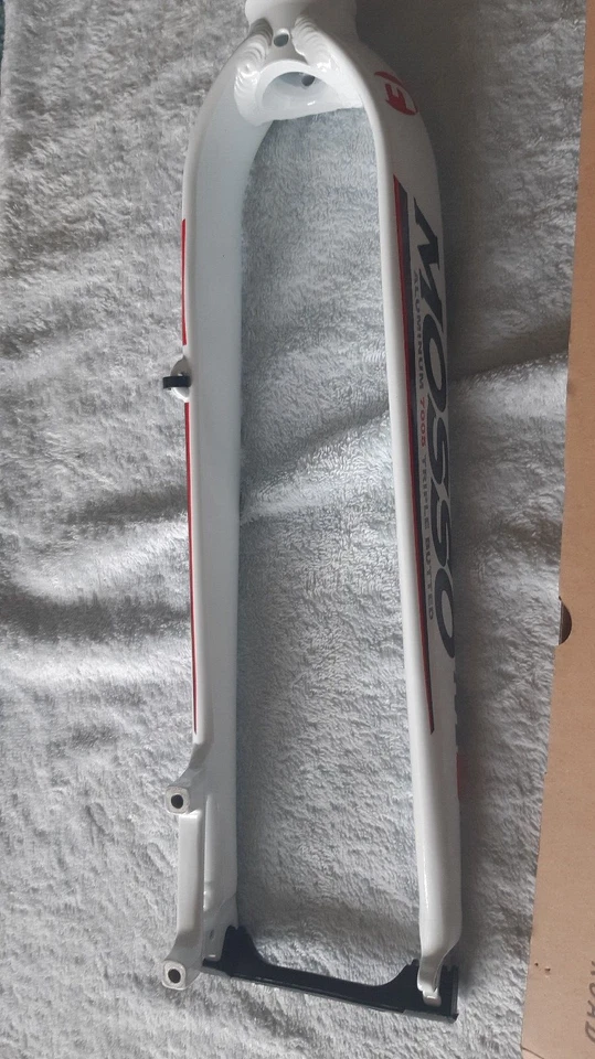 MOSSO M5 ALUMINIO 7005 HORQUILLA RÍGIDA FRENO DISCO BLANCO-ROJO BRILLO MTB 26"/27,5"/29 " Foto 4 de 4