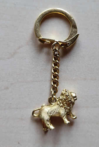 Vintage Lion keyring keychain