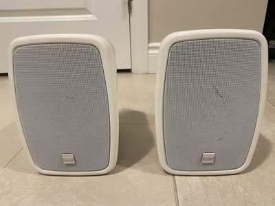b&w outdoor speakers