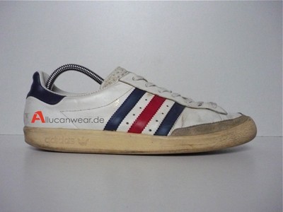 old school adidas tennis shoes