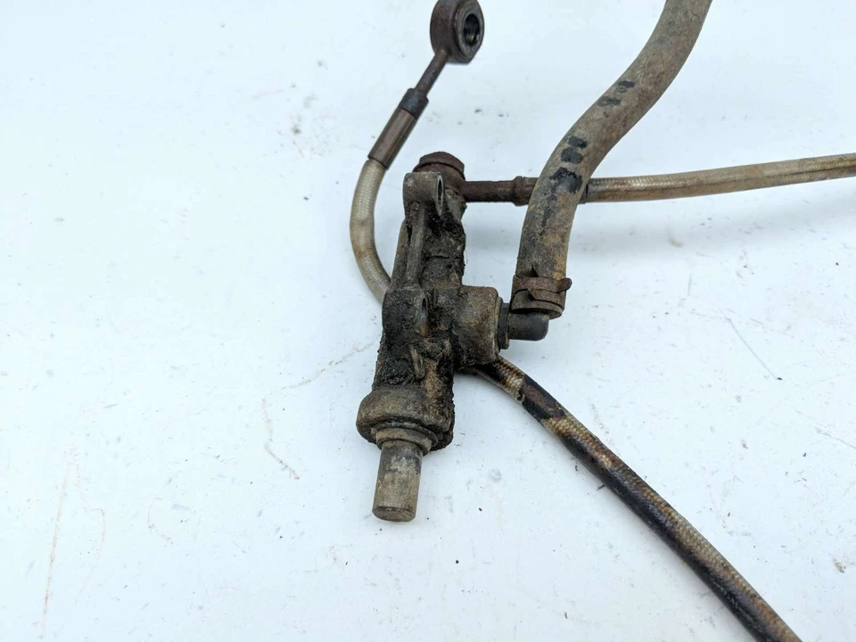 Главный цилиндр заднего тормоза 03 06 Polaris Magnum 330 4x4 - Изображение 3 из 4