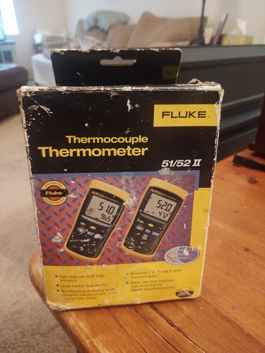 Fluke 52 II Digital Thermocouple Thermometer, 2 Channels, J K T E Types